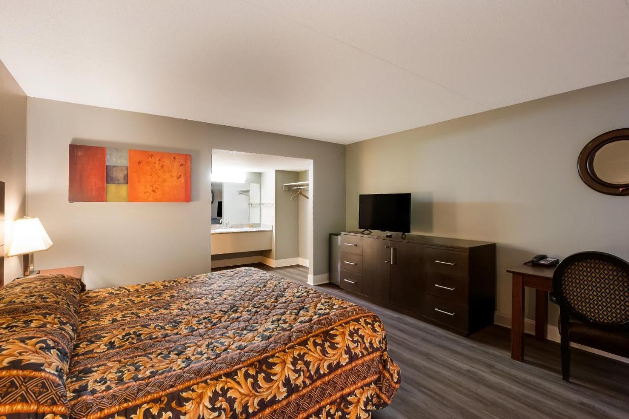 Knights Inn Fayetteville - Fort Bragg Extérieur photo